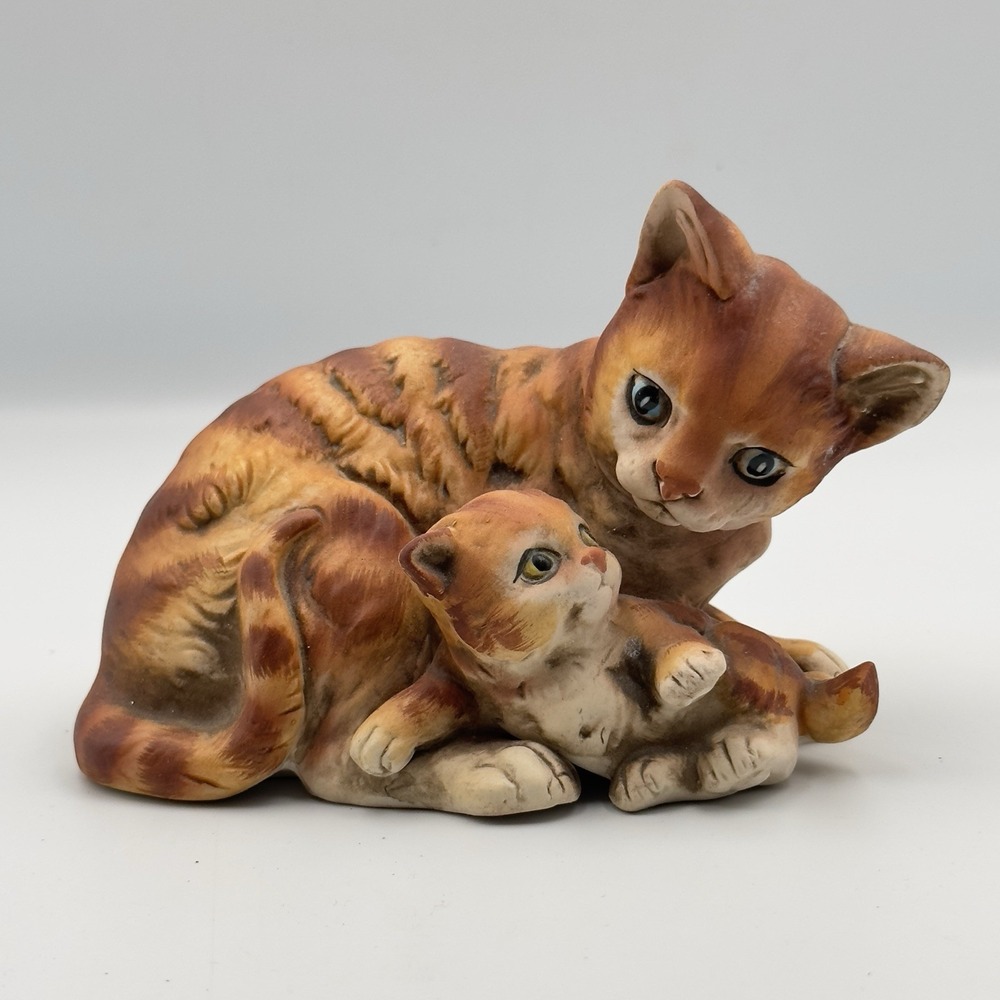 Vintage UCTCI Orange Tabby Kitten Cat & Kitten Figurine Made in Japan 6" Length‎